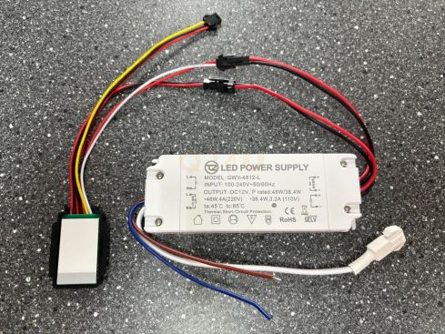 12v 4A 48 watt LED driver touch sensor - schakelaar - 230 volt output - Model: GWV-4812-L